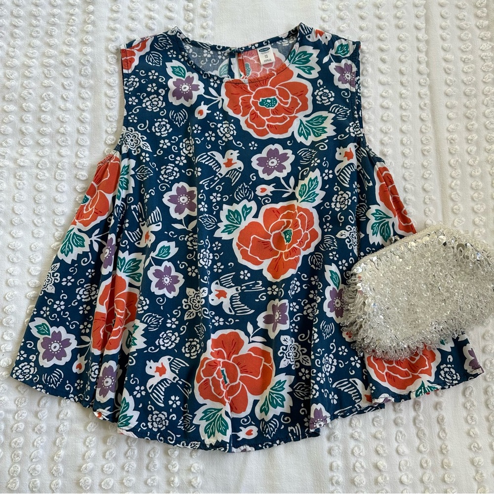 Old Navy Sleeveless Floral Bird Swing Top